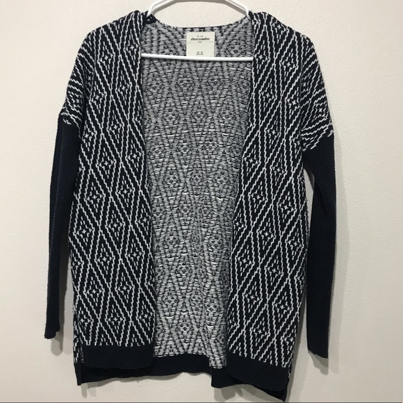 abercrombie kids Sweaters - 💕 BOGO Abercrombie Cardigan